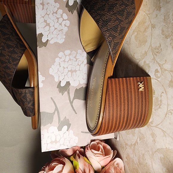 Michael Kors Brown Mules with Monogram Design - Picture 5 of 8